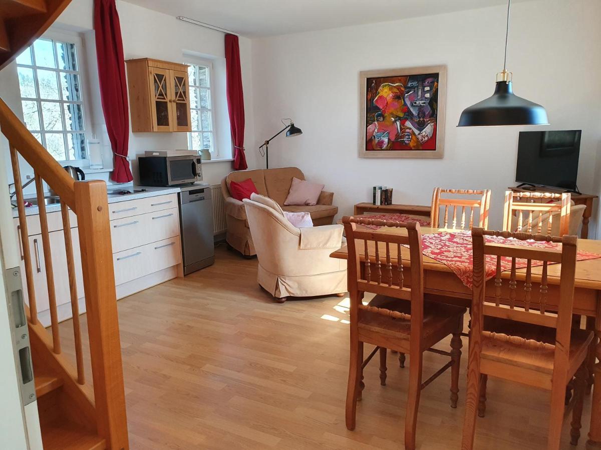 Appartement Am Burggraben Auf Der Sauerburg à Sauerthal Extérieur photo